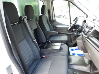 Ford Transit kontener chłodnia 8 palet 130KM T31364 - drzwi