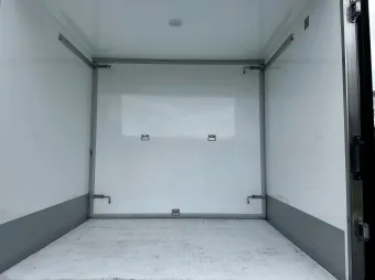 Ford Transit kontener chłodnia 130KM L40815 - kabina
