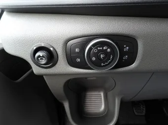 Ford Transit kontener chłodnia 8 palet 165KM S27692 - licznik