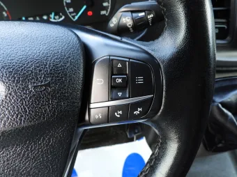 Ford Transit kontener chłodnia 8 palet 130KM T31364 - navi