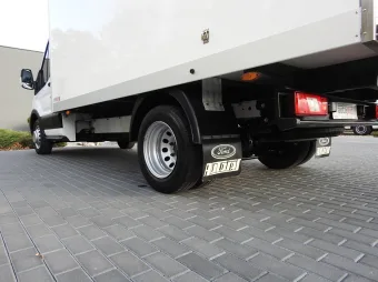 Ford Transit kontener chłodnia 130KM L40815 - paka