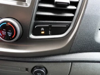 Ford Transit kontener chłodnia 130KM U89312 - pasazer