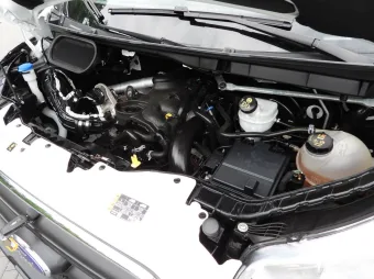 Ford Transit kontener chłodnia 8 palet 130KM T31382 - radio