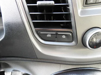 Ford Transit kontener chłodnia 130KM L40815 - schowki