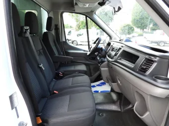 Ford Transit kontener chłodnia 8 palet 130KM T31364 - schowki