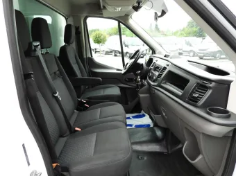 Ford Transit kontener chłodnia 8 palet 130KM T31382 - schowki