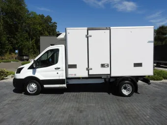 Ford Transit kontener chłodnia 170KM K64281 - tyl