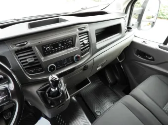 Ford Transit kontener chłodnia 8 palet 165KM S27692 - wnetrze