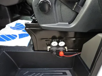 Ford Transit kontener chłodnia 130KM L40815 - wyposazenie