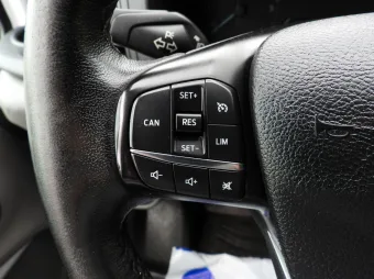 Ford Transit kontener chłodnia 8 palet 130KM T31382 - wyposazenie