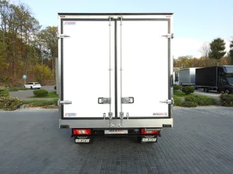 Ford Transit kontener chłodnia 130KM L40815 - zabudowa
