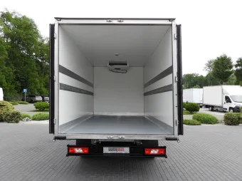 Ford Transit kontener chłodnia 8 palet 130KM T31382 - zabudowa