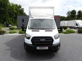 Ford Transit kontener 8 palet 130KM B34207 - przod