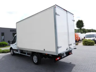 Ford Transit kontener 8 palet 130KM B34207 - tyl