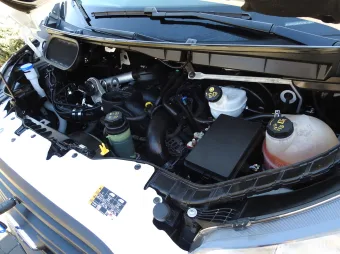 Ford Transit kontener winda 8 palet 130KM K55700 - kabina