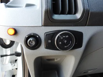 Ford Transit kontener winda 8 palet 130KM K55700 - kierownica