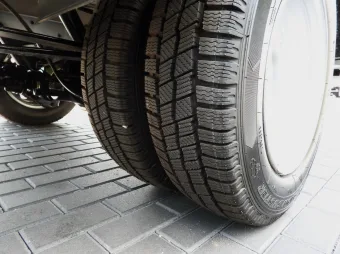 Ford Transit kontener winda 8 palet 130KM L39878 - kola