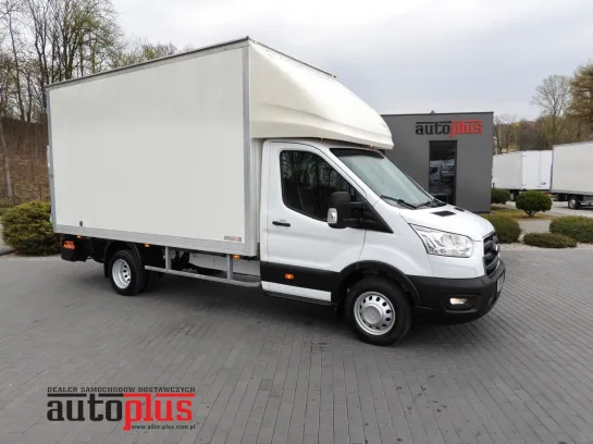 Ford Transit kontener winda 8 palet 130KM R06718 - przod