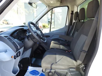Ford Transit kontener winda 8 palet 130KM K55700 - siedzenia