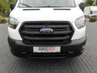 Ford Transit skrzynia 8 palet 170KM B54540 - bok zabudowy