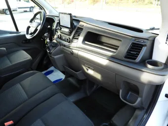 Ford Transit skrzynia 8 palet 130KM M27952 - lewarek