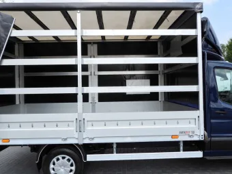 Ford Transit skrzynia plandeka 8 palet 170KM E66741 - detal