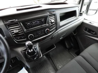 Ford Transit skrzynia plandeka 8 palet 130KM A32393 - fotele