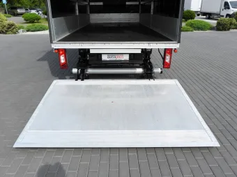 Ford Transit skrzynia plandeka 10 palet 130KM A30359 - kierownica