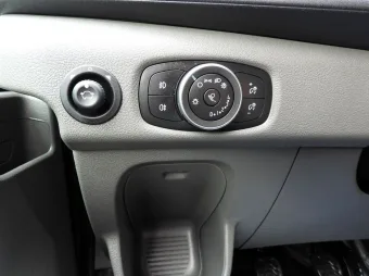 Ford Transit skrzynia plandeka 8 palet 170KM E66741 - licznik