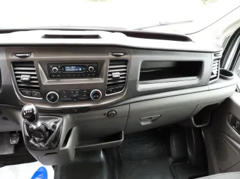 Ford Transit skrzynia plandeka 10 palet 130KM A30359 - podsufitka