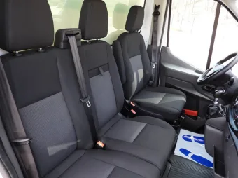 Ford Transit skrzynia plandeka 8 palet 130KM A32393 - schowki