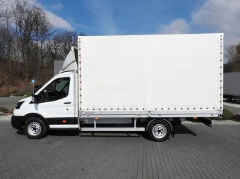 Ford Transit skrzynia plandeka 8 palet 130KM A32393 - zaladunek