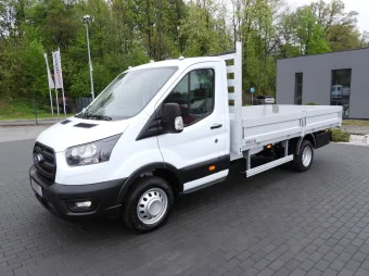Ford Transit skrzynia 8 palet 170KM B54540 - przod lewy