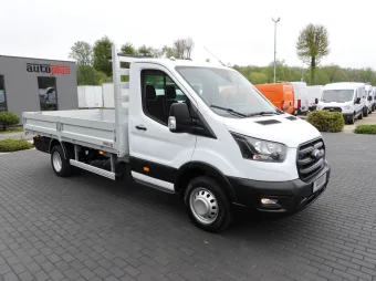 Ford Transit skrzynia 8 palet 170KM B54540 - przod prawy