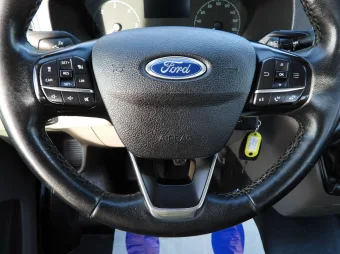 Ford Transit skrzynia 8 palet 130KM M27952 - radio