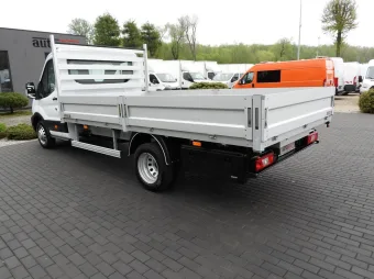 Ford Transit skrzynia 8 palet 170KM B54540 - tyl