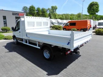 Ford Transit wywrotka 130KM K69944 - bok tyl