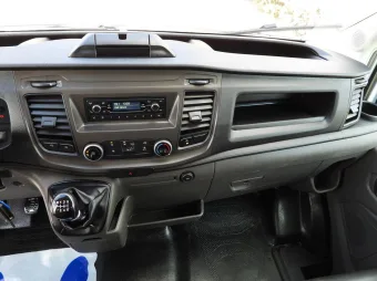 Ford Transit wywrotka 130KM M58286 - detal