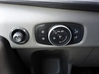 Ford Transit wywrotka 130KM M58286 - radio