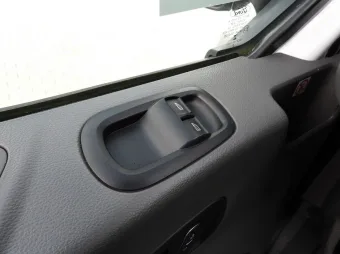 Ford Transit wywrotka 130KM S76771 - radio