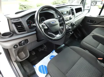 Ford Transit wywrotka 170KM R15572 - srodek