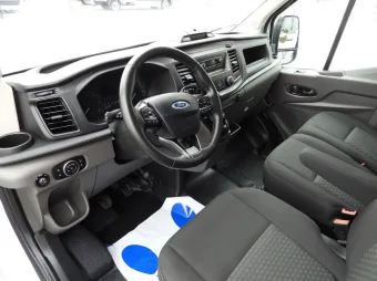Ford Transit wywrotka 170KM T00139 - srodek