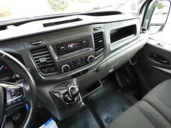 Ford Transit wywrotka 170KM R15572 - wnetrze