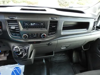 Ford Transit wywrotka 170KM R15572 - wnetrze