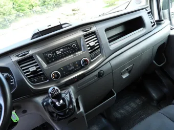 Ford Transit wywrotka 170KM T04576 - wnetrze