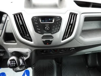 Ford Transit wywrotka 170KM L50107 - wnetrze