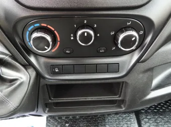 Iveco Daily wywrotka 130KM 561103 - klima