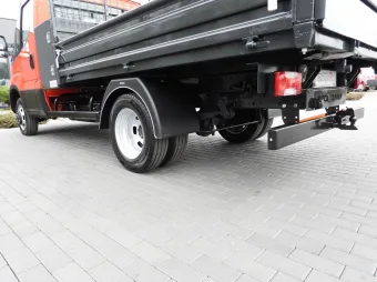 Iveco Daily wywrotka 130KM 561103 - paka