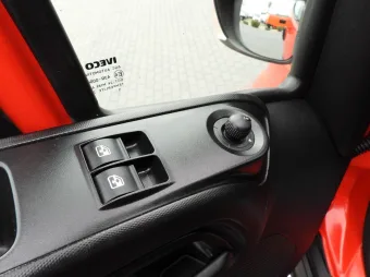 Iveco Daily wywrotka 130KM 561103 - radio