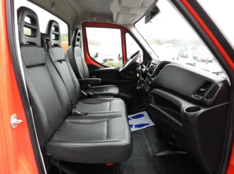 Iveco Daily wywrotka 130KM 561103 - schowki
